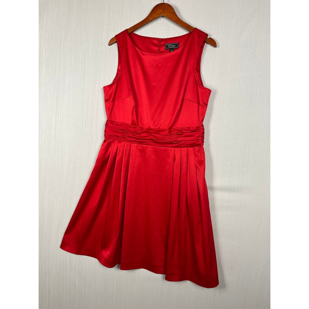 Red Fit and Flare Satin Ruched Cocktail Dress‎ Womens 14 Party Formal